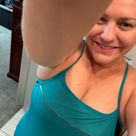 Nike Teal Athletic Tank Top - Picture 6 of 6